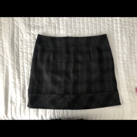 Wool mini skirt - Picture 2 of 3